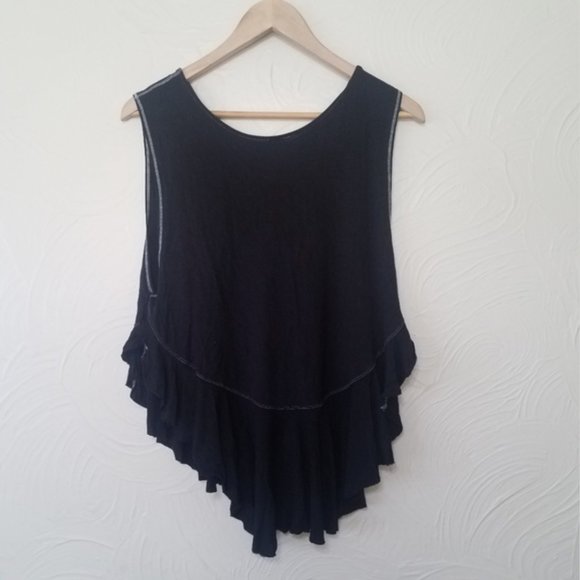 We The Free black ruffled uptown tank top medium - Picture 3 of 7